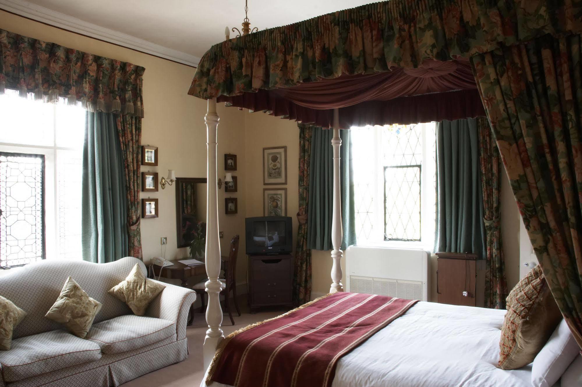 New Hall Hotel & Spa, Birmingham Bilik gambar